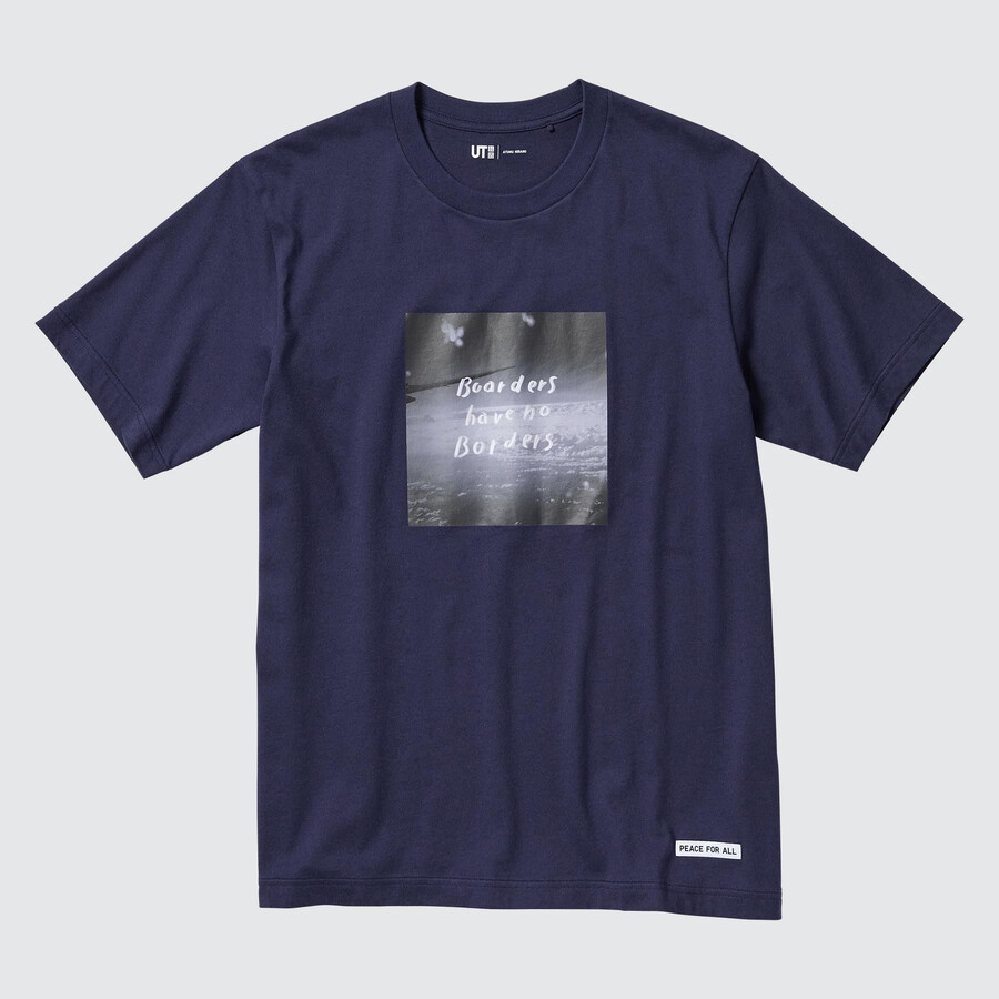 marineblå uniqlo peace for all graphic ayumu hirano t-shirts til kvinder